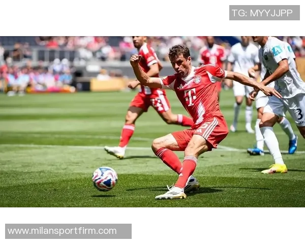 拜仁慕尼黑横扫德甲上半区全胜战绩令人胆寒大比分频现